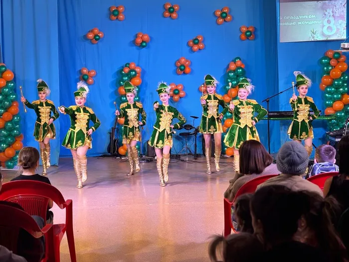Народный ансамбль барабанщиков и мажореток Антре (2)